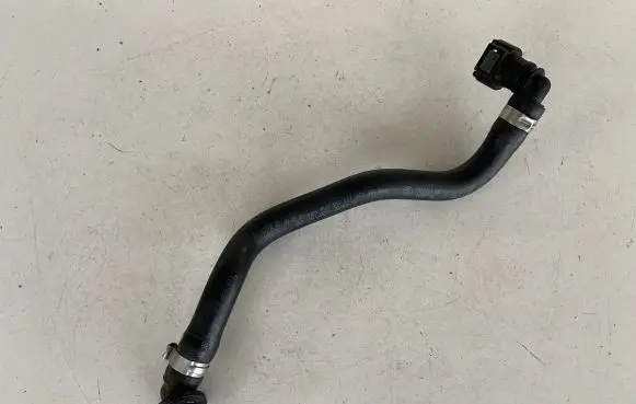 Audi Q7 4M Vacuum line/pipe/hose 4M0611931AA