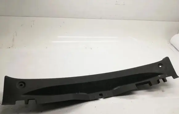 Trunk/boot sill cover protection