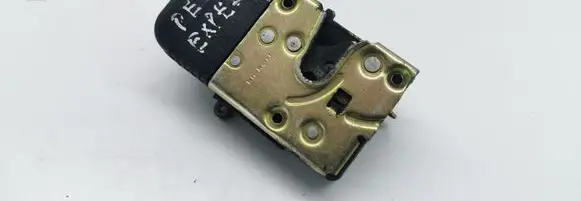 Peugeot Expert Front door lock