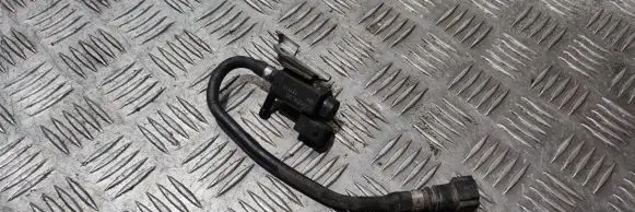 Jaguar XF X250 Turbo solenoid valve 70435600