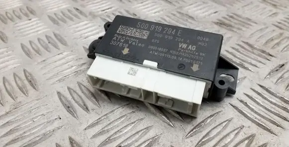 Volkswagen Golf VII Parking PDC control unit/module 5Q0919294E 5Q0919294A