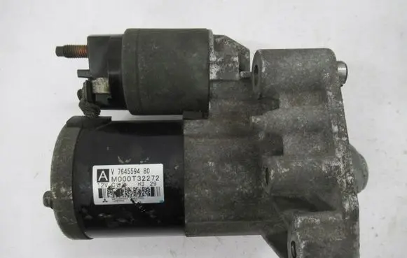 Citroen DS3 Starter motor V764559480