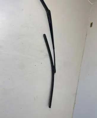 Audi A6 S6 C5 4B Front wiper blade arm 4B1955408