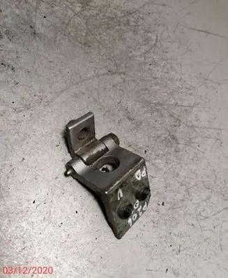 Peugeot 206 Front door upper hinge