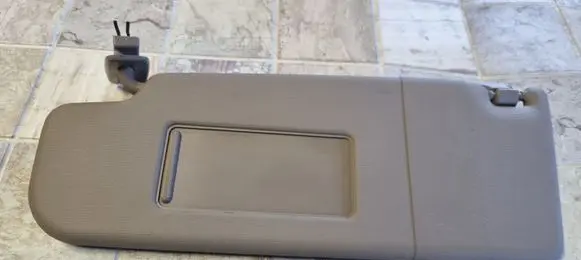 Volkswagen PASSAT B6 Sun visor 1K0857551