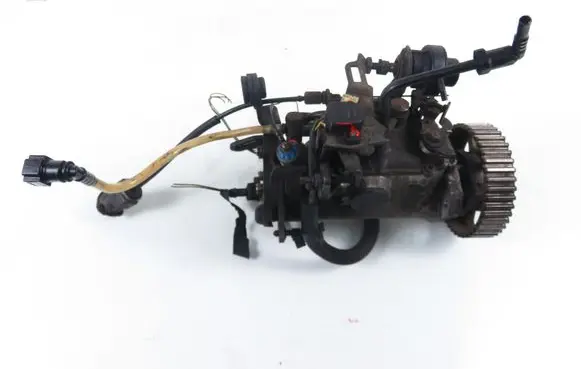 Peugeot Partner Fuel injection high pressure pump R8448B391C