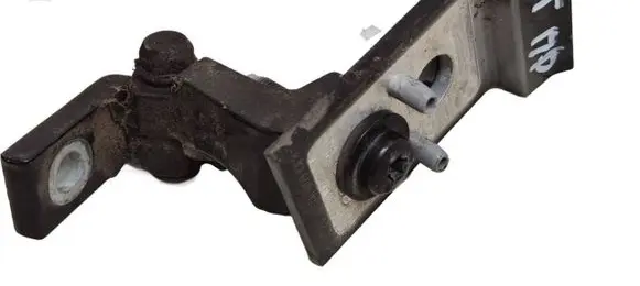 Audi TT TTS Mk2 Front door upper hinge 8J0831402
