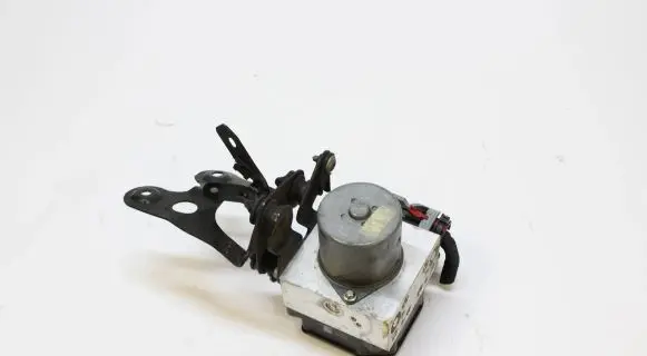 Volkswagen PASSAT B7 Master brake cylinder 3AA614109Q