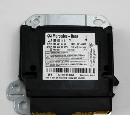 Mercedes-Benz GL X166 Airbag control unit/module A1669001916