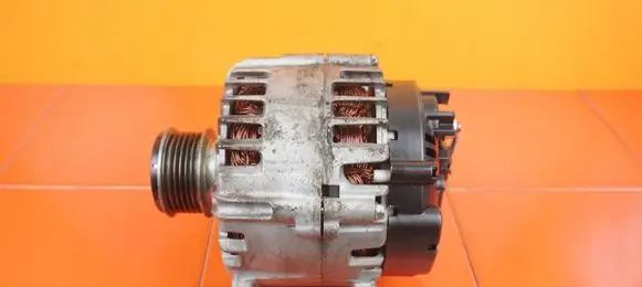 Volkswagen PASSAT B7 Generator/alternator 06H903016L CBB
