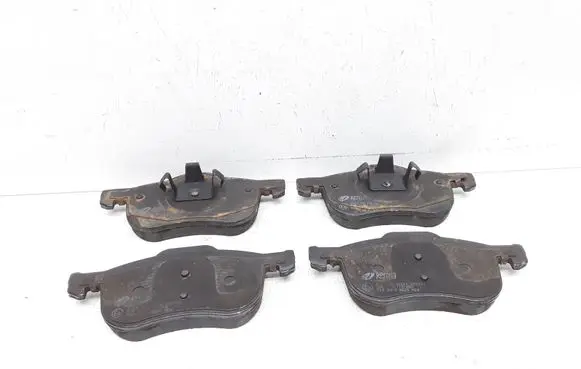 Volvo S60 Brake pads (front) 
