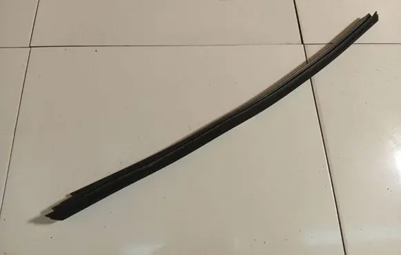 Renault Laguna III Front door glass trim molding 