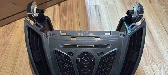 Ford C-MAX II Head unit multimedia control AM5T18K811CD