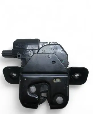 Nissan Juke II F16 Tailgate/trunk/boot lock/catch/latch 846304010R