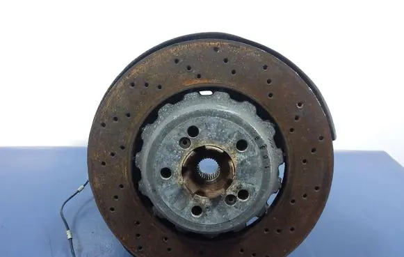 BMW M4 F82 F83 Front wheel hub spindle knuckle 2284882