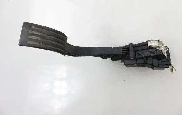 Ford Focus C-MAX Accelerator throttle pedal 3M519F836AF