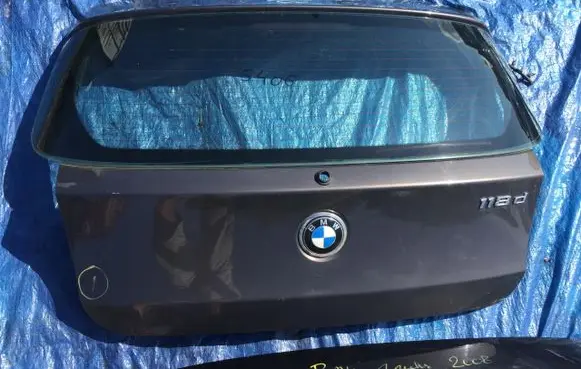 BMW 1 E81 E87 Tailgate/trunk/boot lid