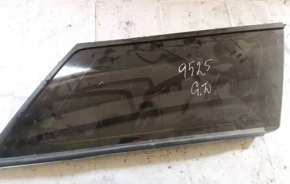 Subaru Legacy Rear side window as2