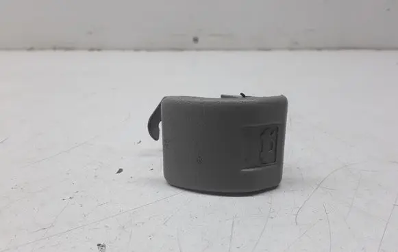 Mitsubishi Grandis Engine bonnet (hood) release handle