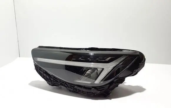 Volvo XC40 Headlight/headlamp 32404665