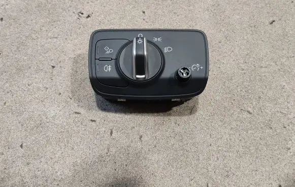 Audi TT TTS RS Mk3 8S Light switch 8V0941531T