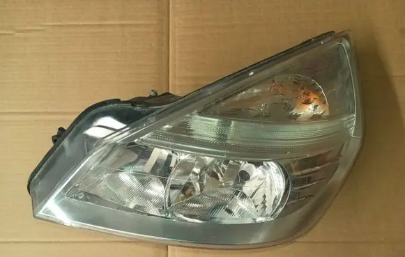 Renault Espace IV Headlight/headlamp 8200394702