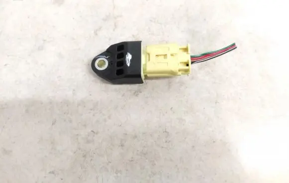 Subaru Outback Airbag deployment crash/impact sensor 98235aj000 160a0p8yf