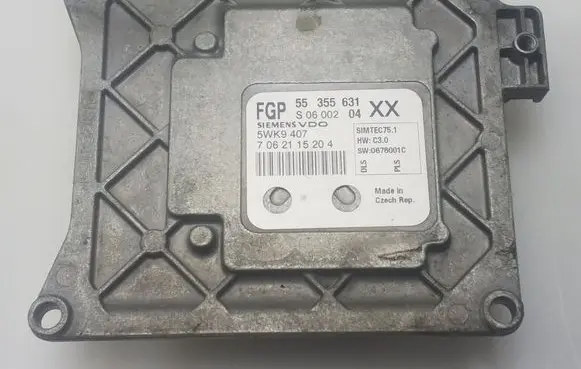 Opel Vectra C Engine control unit/module 55355631