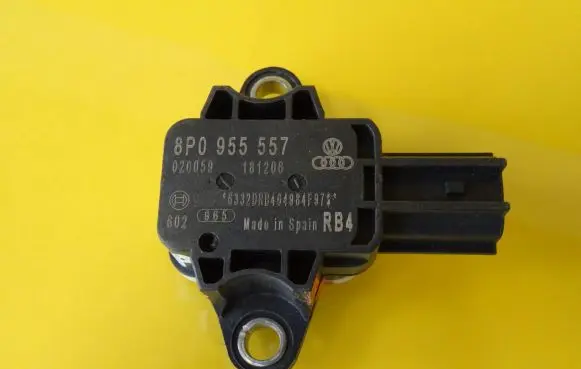 Audi A4 S4 B6 8E 8H Airbag deployment crash/impact sensor 8P0955557