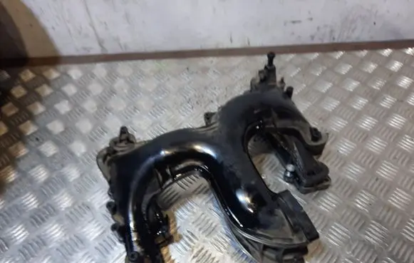 Volkswagen Touareg II Intake manifold 059129711CF