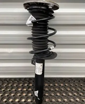 BMW 1 F20 F21 Front shock absorber with coil spring 6865128