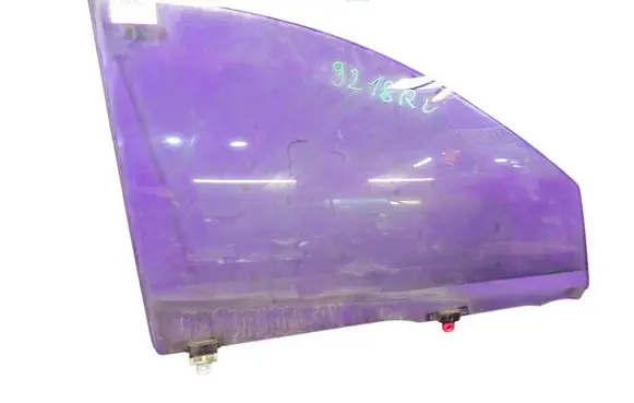 Toyota Yaris Verso Front door window glass four-door