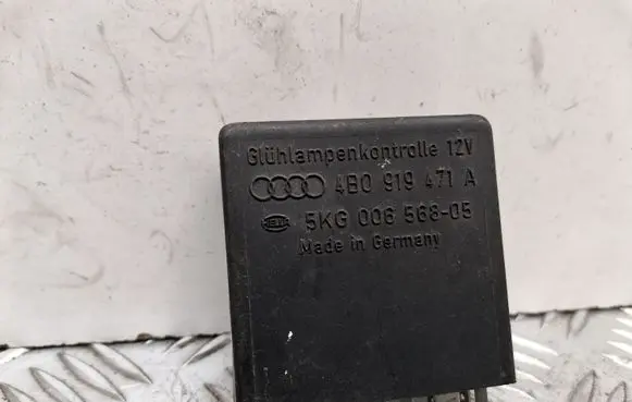 Volkswagen PASSAT B5.5 Other relay 4B0919471A