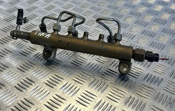 Nissan Almera Tino Fuel main line pipe 