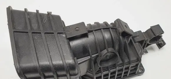 Volkswagen Golf V Turbo system vacuum part 03C145755