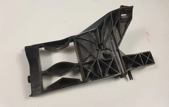 Audi A6 S6 C7 4G Headlight/headlamp mounting bracket 4G0805607