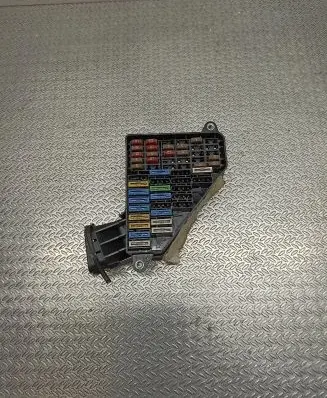 Seat Ibiza III (6L) Fuse module 13222 600941828B