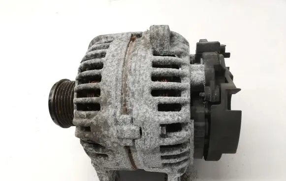 Nissan Qashqai Generator/alternator 8200728292