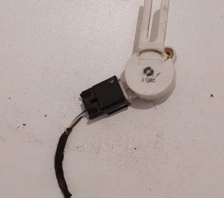 Opel Antara Brake pedal sensor switch 13583976 3122C