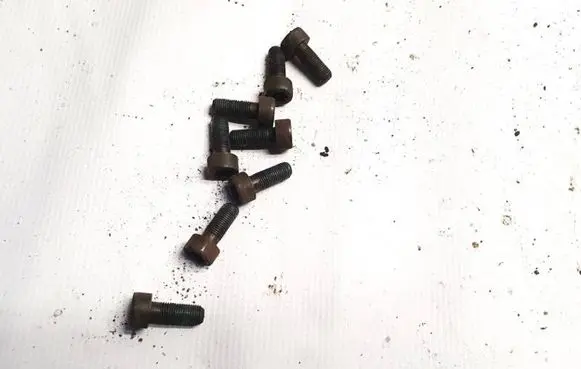 Citroen C-Crosser Nuts/bolts 