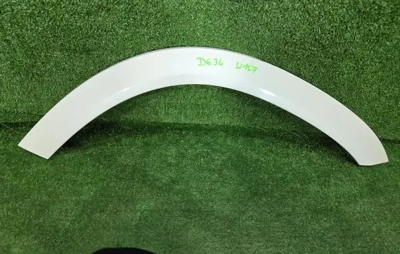 Mercedes-Benz GLE W167 Rear arch trim A1678800106