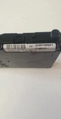 Renault Scenic II - Grand scenic II Fuse module 8200780021