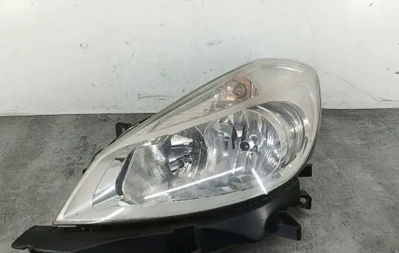 Renault Clio III Headlight/headlamp 