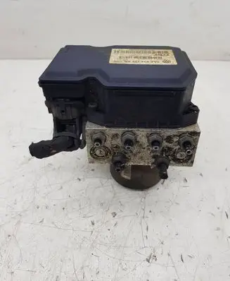 Volkswagen PASSAT B7 ABS Pump 3AA614109AG
