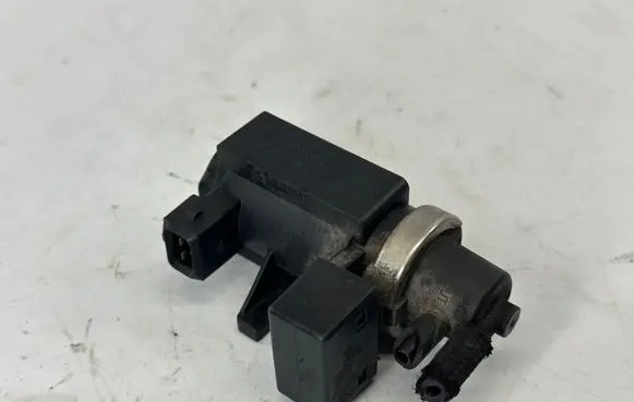 BMW 3 E90 E91 Valve vacuum 2247906 11742247906 7796634