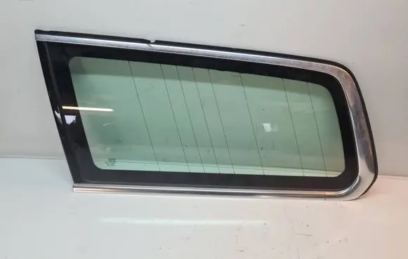 Volvo V70 Rear side window DOT497M41AS2 A029648