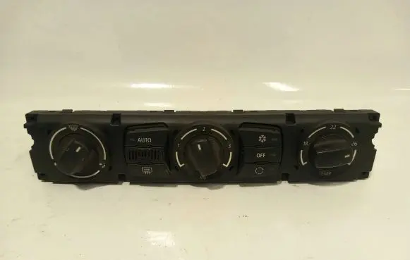 BMW 5 E60 E61 Climate control unit 6946979 900251530015 F0189610