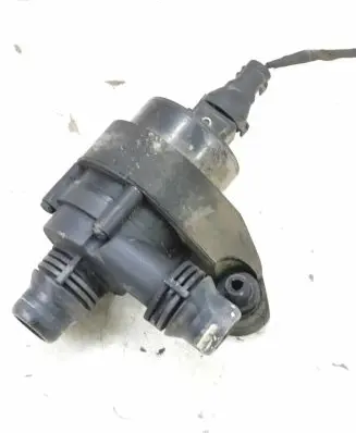 BMW 7 E65 E66 Electric auxiliary coolant/water pump 6922699 06T111 70207803