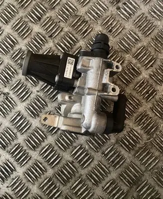 Land Rover Evoque I EGR valve G4D39D475BC
