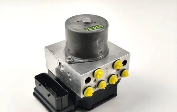 Mini One - Cooper R57 ABS Pump 6790381 6790382